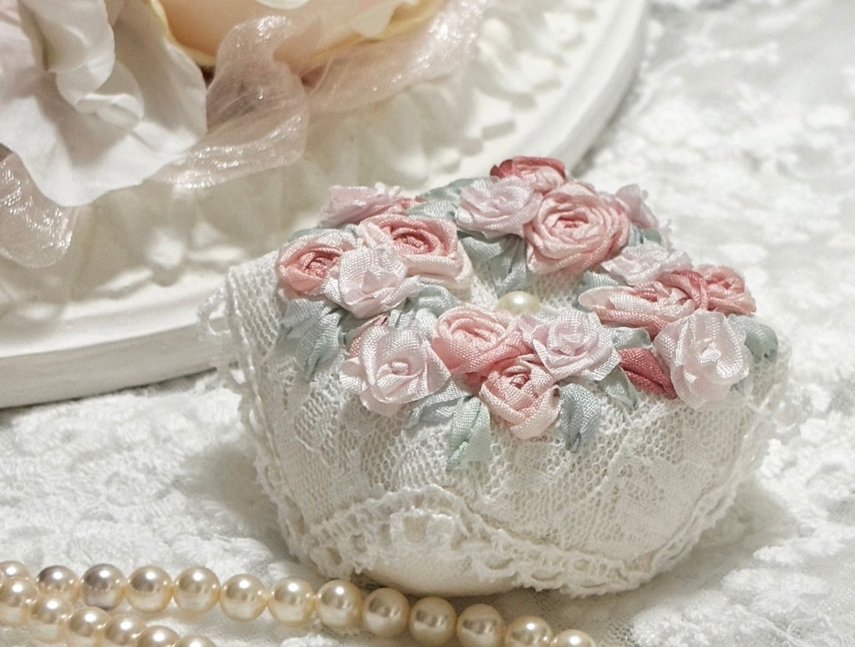 横浜市リボン刺繍教室　フイユヴェルト